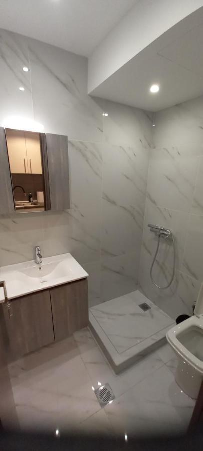 Perfect 71b Apartment